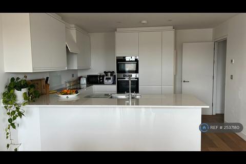 2 bedroom flat to rent, London, London, W4