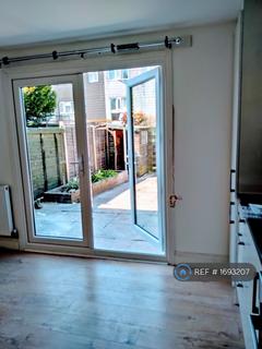 undefined, Greatfields Drive, Uxbridge, UB8