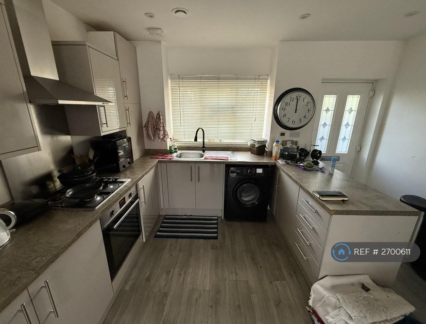 Kitchen 1