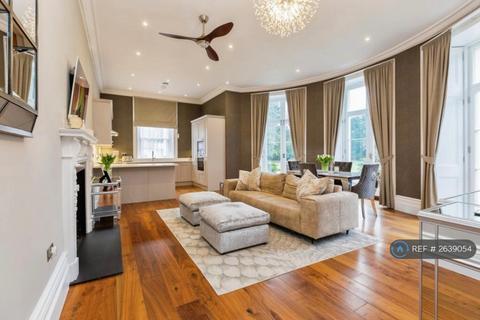 2 bedroom flat to rent, Westhorpe House, Marlow, SL7