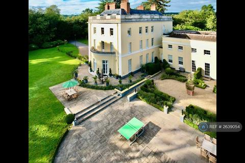 2 bedroom flat to rent, Westhorpe House, Marlow, SL7