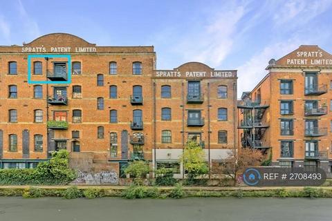 undefined, Morris Road, London, E14