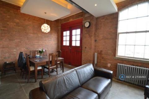 undefined, Morris Road, London, E14