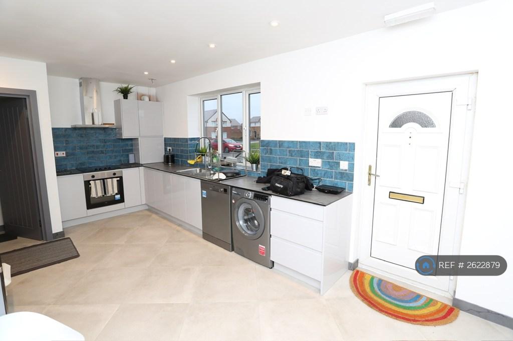 Communal Kitchen
