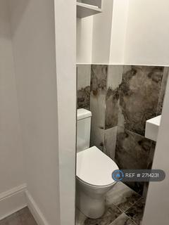 undefined, Lyndhurst Rd, Luton, LU1