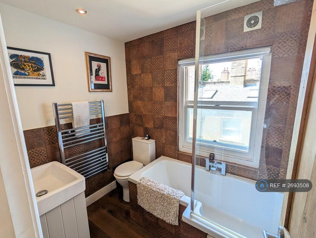 Bathroom (Sole Use)
