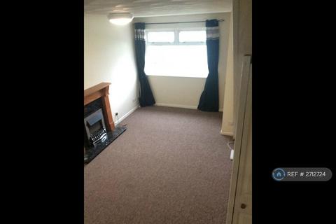 2 bedroom semi-detached house to rent, Lowertown Close, Saltash, PL12