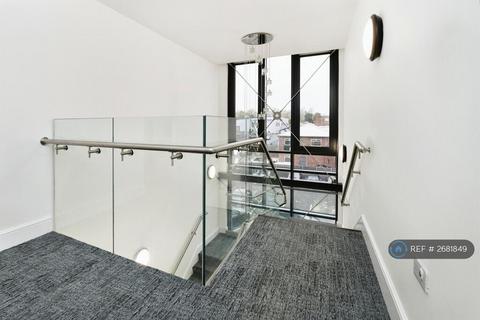 2 bedroom flat to rent, Hutton Lofts, Brentwood, CM13