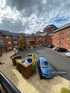 2 bedroom flat to rent, Wharf Close, Manchester, M1