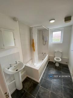 2 bedroom flat to rent, Wharf Close, Manchester, M1