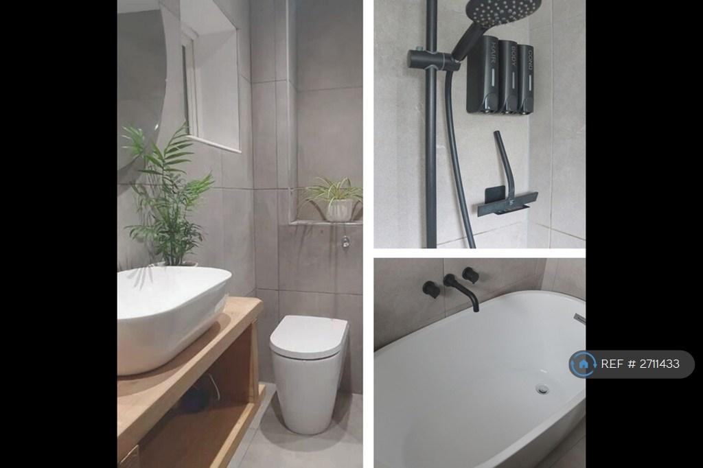 Upstairs Bathroom