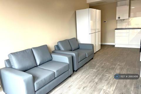 6 bedroom flat to rent, Stokes Croft, Bristol, BS2