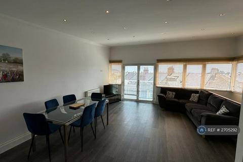 4 bedroom end of terrace house to rent, Harmony Court, Plymouth, PL1
