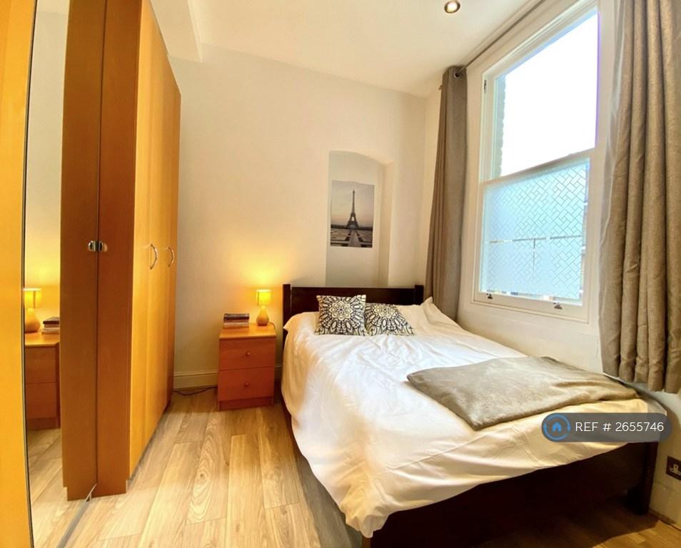 Bedroom 1 Furnish