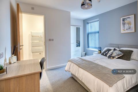 1 bedroom in a house share to rent, Welholme Road, Grimsby, DN32