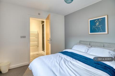 1 bedroom in a house share to rent, Welholme Road, Grimsby, DN32