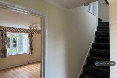 3 bedroom semi-detached house to rent, The Rowans, Milton, Cambridge, CB24