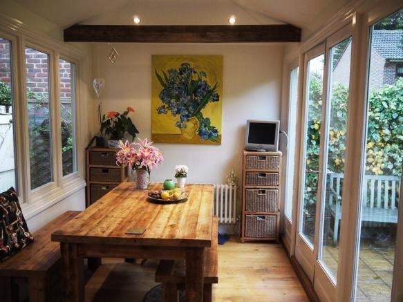 Breakfast room