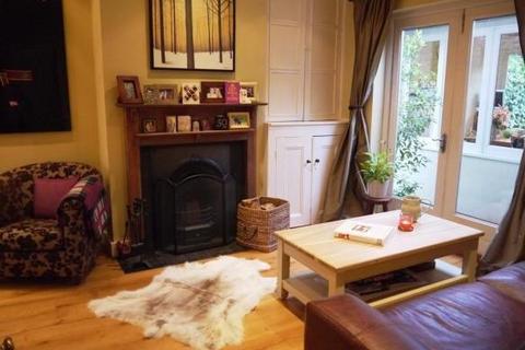 2 bedroom cottage to rent, Norsey Road, Billericay CM11