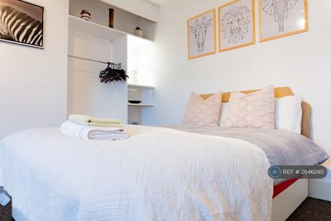 undefined, Elphinstone Road, Southsea, PO5