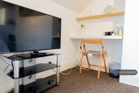 undefined, Elphinstone Road, Southsea, PO5