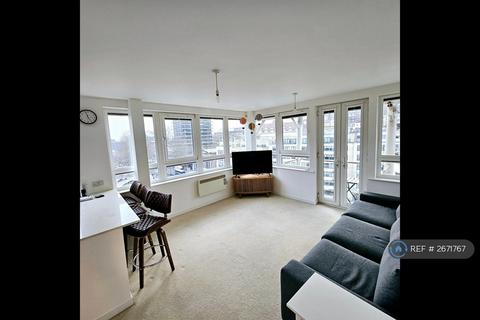 2 bedroom flat to rent, St. Giles Court, Bristol, BS1