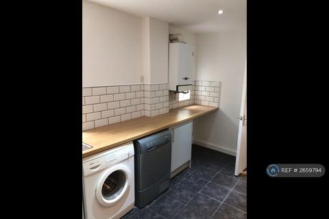 6 bedroom terraced house to rent, King Edward Road, Swansea, SA1