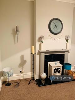 2 bedroom terraced house to rent, Brunshaw Road, Burnley, BB10