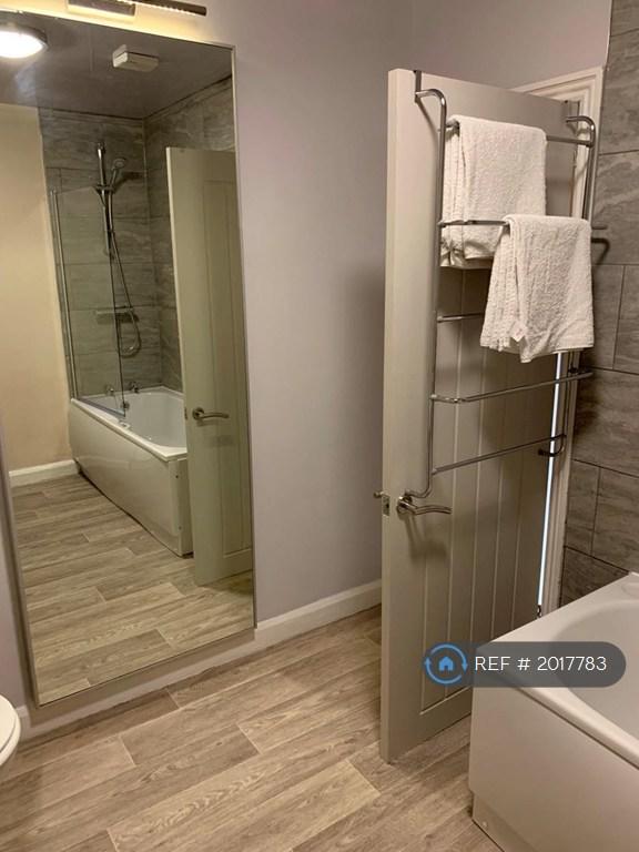 Modern Bathroom