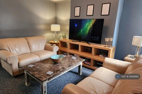 undefined, Grimsby, Grimsby, DN32