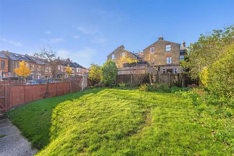 2 bedroom flat for sale, Selsdon Road, West Norwood, SE27