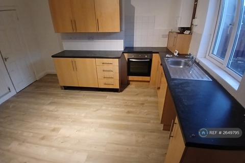 2 bedroom terraced house to rent, Highgate Lane, Rotherham, S63