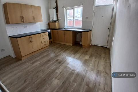2 bedroom terraced house to rent, Highgate Lane, Rotherham, S63