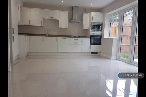 2 bedroom flat to rent, Dollis Crescent, Ruislip, HA4