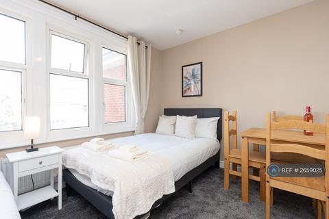 undefined, Alton Lodge, Bournemouth, BH3