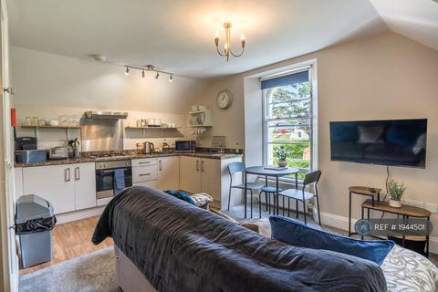1 bedroom flat to rent, Warren Road, Torquay, TQ2