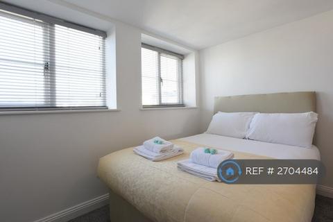 2 bedroom flat to rent, Clearwater Apartments, Southsea, PO4