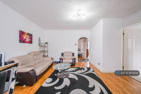2 bedroom flat to rent, Wheat Sheaf Close, London, E14