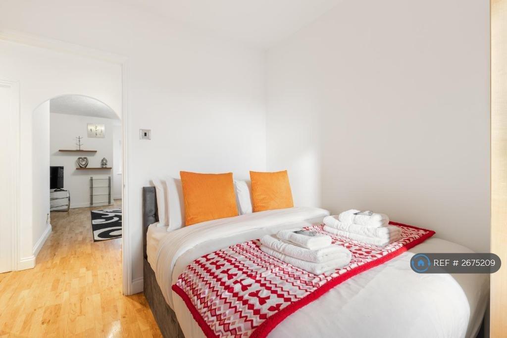 Bedroom2