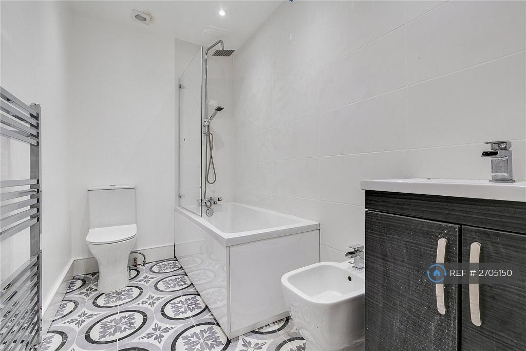 Guest Bathroom With Shower And Bidet