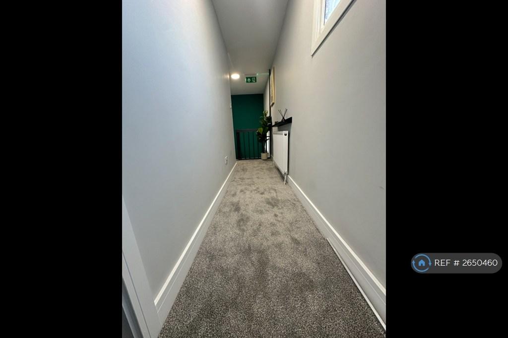 Landing Area/ Corridor