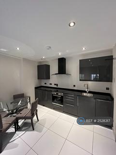 2 bedroom flat to rent, Headrow Residence, Leeds, LS1