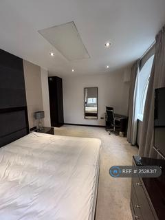 2 bedroom flat to rent, Headrow Residence, Leeds, LS1