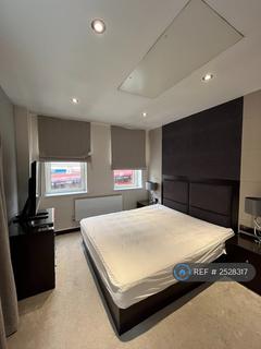 2 bedroom flat to rent, Headrow Residence, Leeds, LS1