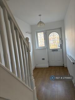 3 bedroom terraced house to rent, Burleigh Road, Uxbridge, UB10