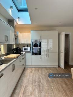 5 bedroom end of terrace house to rent, Balfour Road, London, W13