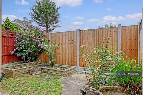 undefined, Hampton Road, London, E4