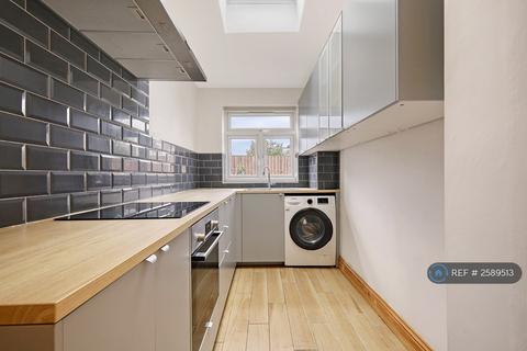 undefined, Hampton Road, London, E4
