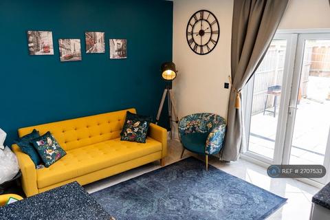 1 bedroom flat to rent, Visita Apartments, East Croydon, CR0
