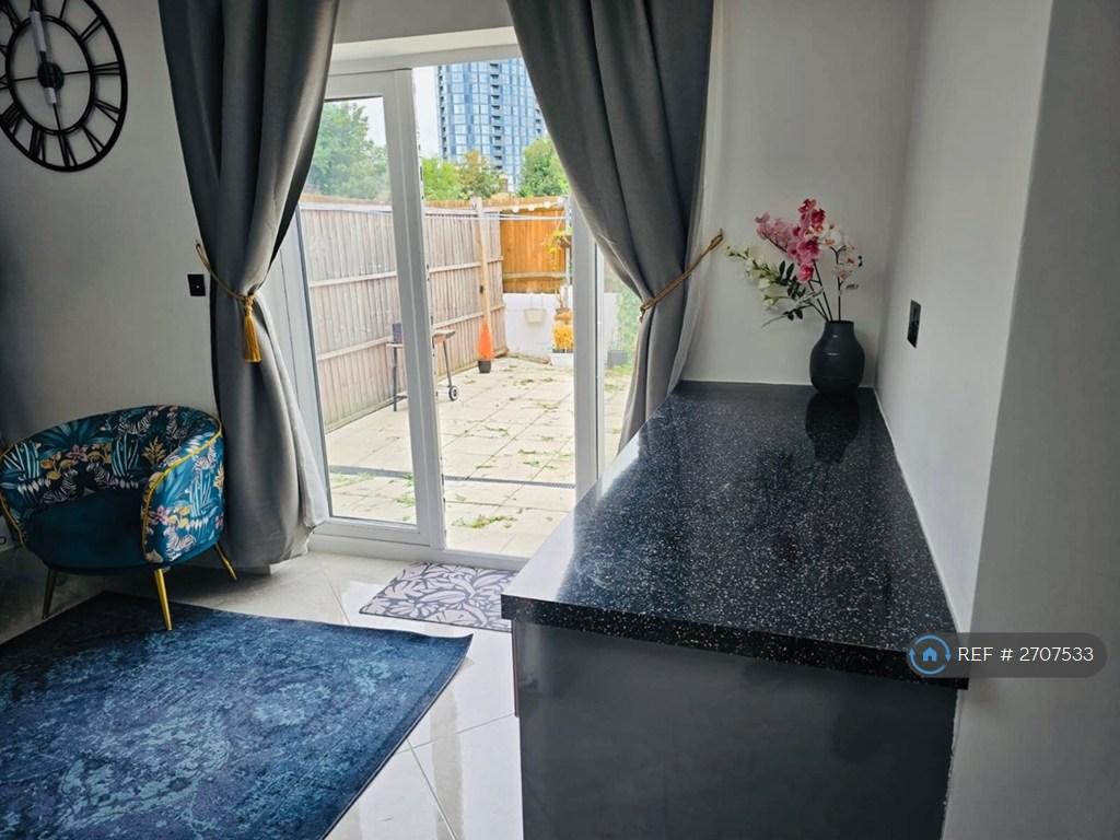 With Private Garden Access